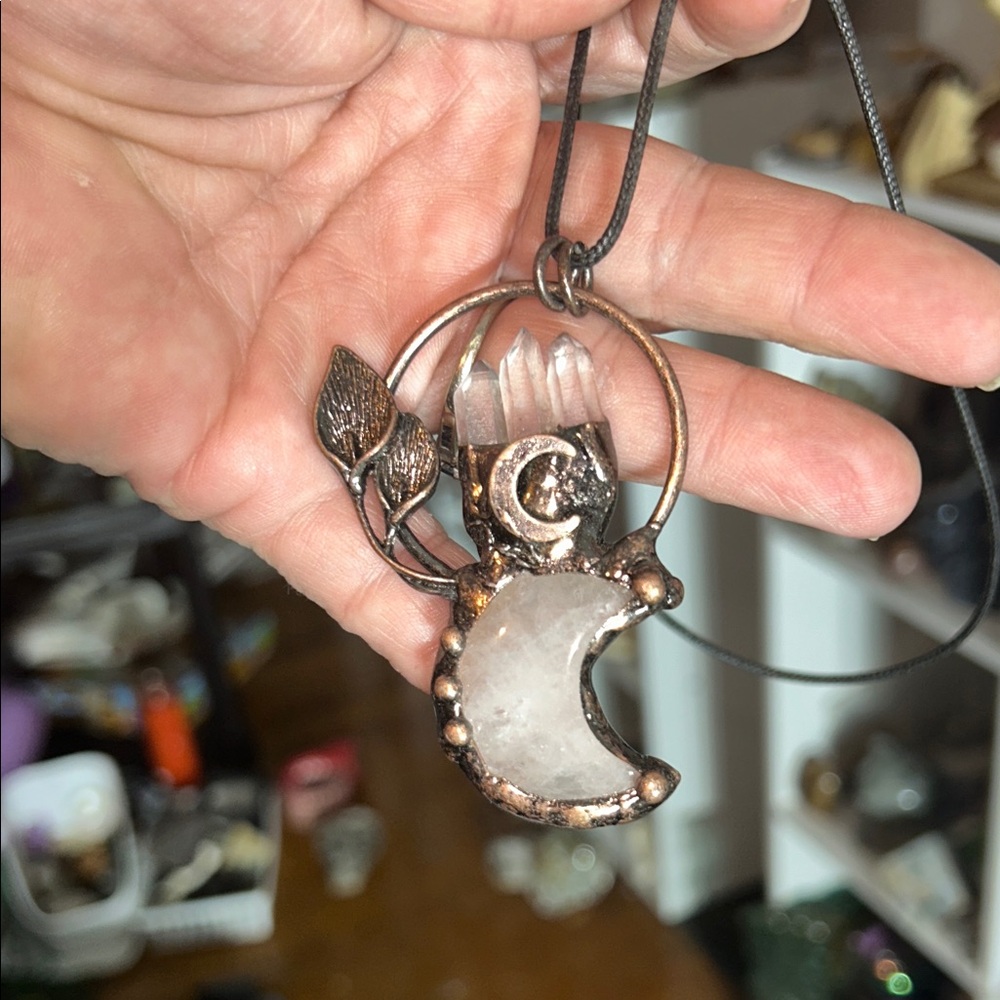 Beautiful moon necklace rose quartz with quartz on top